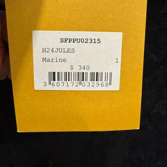 Sandro CROPPED WOOL AND CASHMERE SWEATER - Picture 8 of 10